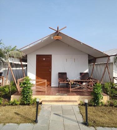 Sarang Tent Resort