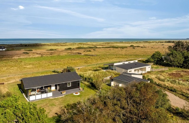 "Sarika" - 500m from the sea by Interhome