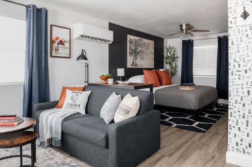 Sauceda Cottage at Wrenwood Ranch, King Bed