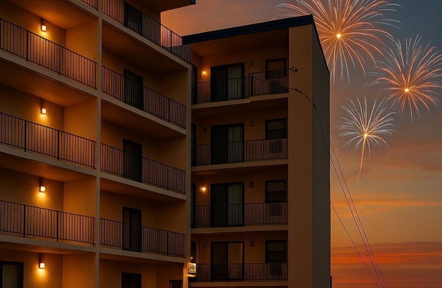 Savannah Cabana/Beach & Firework Views!