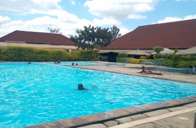 Savannah Lodge Nguluni