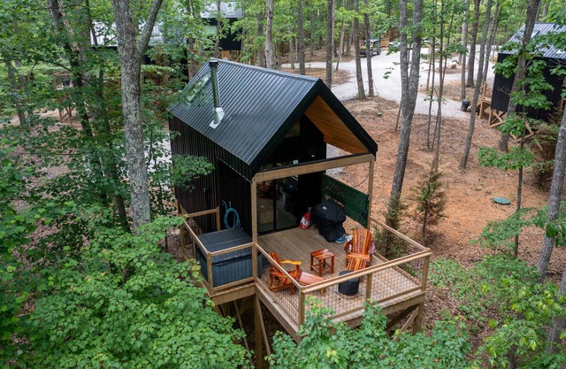 Scandinavian Treetop Bliss @ Terralodge