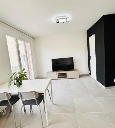 Sceaux apartment 11 km from Louvre Museum