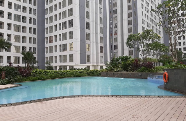 Scenic And Homey 2Br Apartment M-Town Residence Near Mall