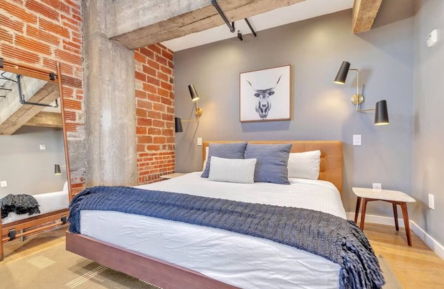 Scenic Urban Escape | Kitchen & Laundry | Explore San Antonio's Top Landmarks