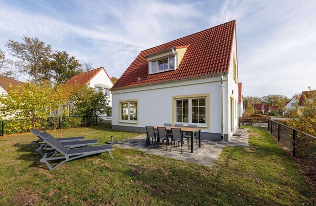 Scenic Villa Retreat with Pets