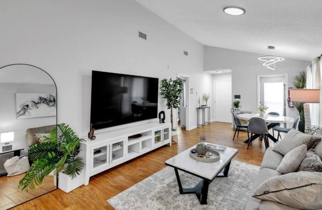 Score Big at FIFA 2026: Full House Stylish Arlington Stay Near the Action!