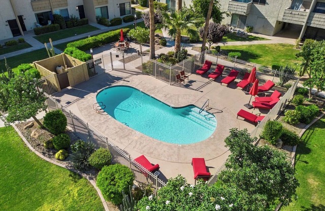 Scottsdale Camelback 169 – Walk to Fashion Square & Old Town!