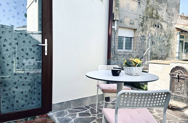 SE119 - Senigallia, new apartment with courtyard