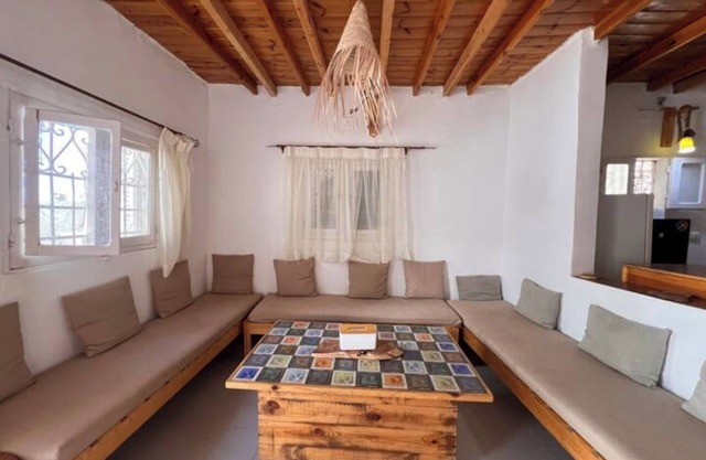 sea front 2-bedroom apartment in Asslah.