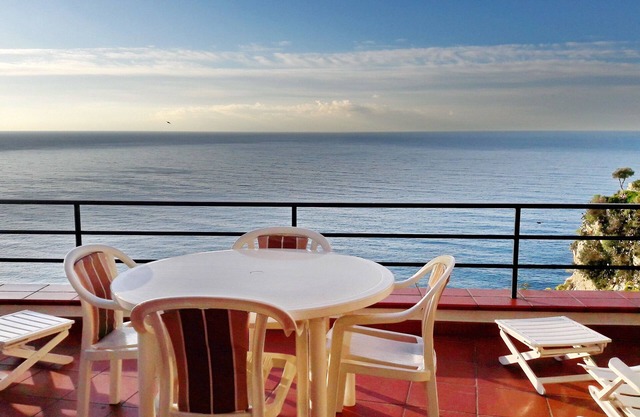 Sea view house with large terrace