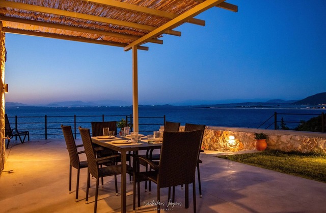 Sea-view villa with private pool