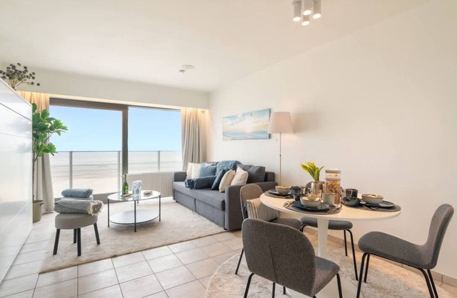 Seaflower - studio with seaview in Oostduinkerke