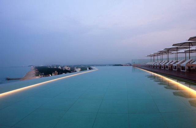 SEAMARQ Hotel