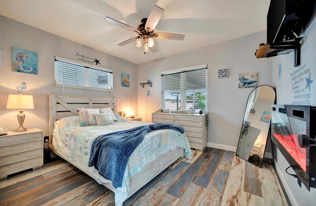 Seashell Suite, WATERFRONT, 2B Pet Friendly, Dock!