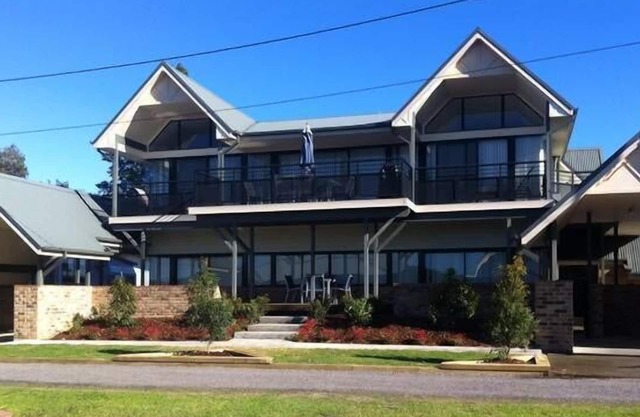 SeaShells Beach House- Best Ocean views & Location