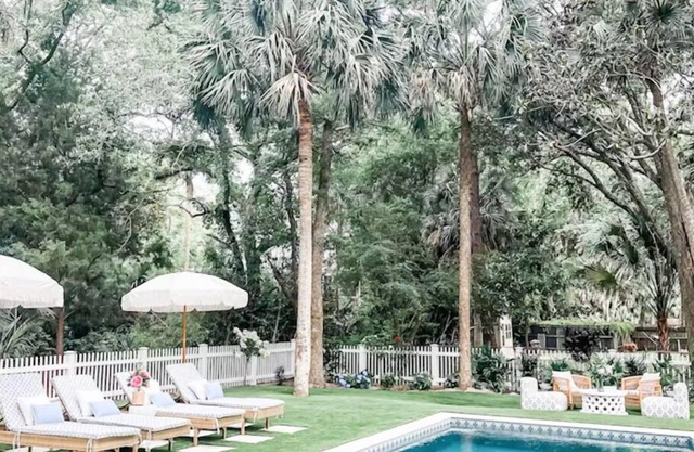 Seaside Luxury - 5BR Haven w/Heated Pool, Hot Tub + Walk to Shore