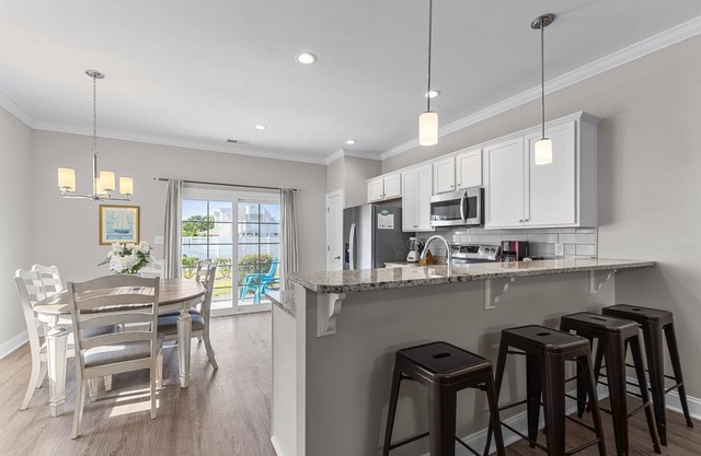 Seaside Villas 56- Pet Friendly Townhome
