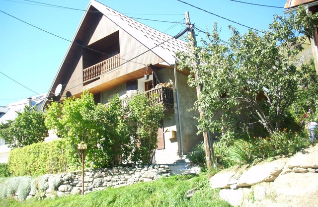 Seasonal rentals Justine's chalet.