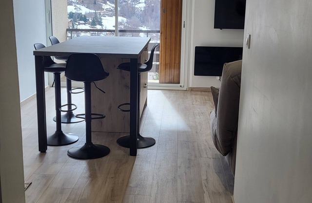 SEASONAL RENTAL RENOVATED STUDIO 35M2 IN ORCIÈRES