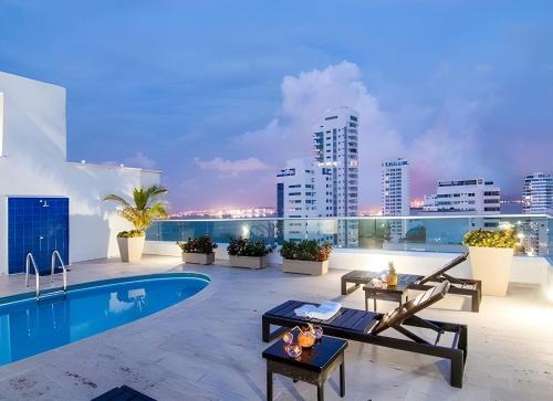 SeaView Apartment in Castillogrande – Rooftop Pool - 2BR + 2Bath