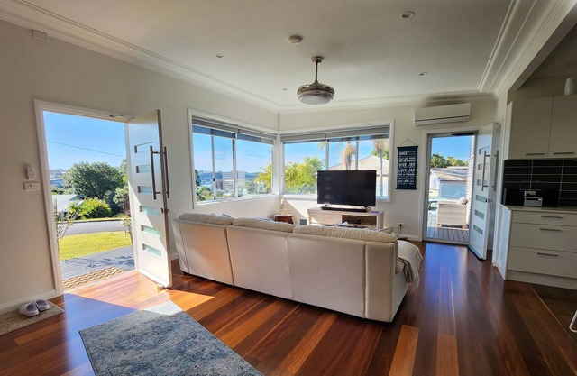 Seaview - Coastal Family Holiday