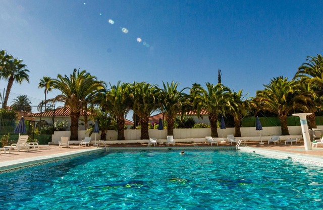 Seaview Friendly Holiday Home 9