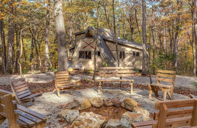 Secluded & Charming Lake Access Woodland Chalet by Sarah Bernard