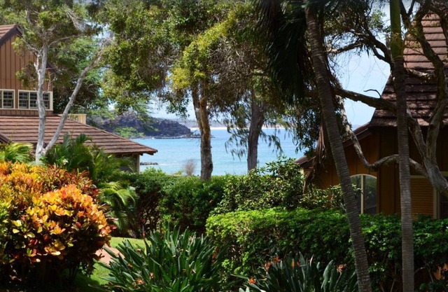 See Kalaupapa! Laid back Molokai beach-hideaway awaits.