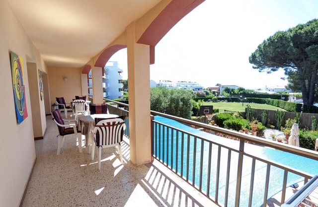 SEI-106 - SPACIOUS AP. 4/6 PERS. A 150 M FROM THE BEACH - TERRACE - PARKING