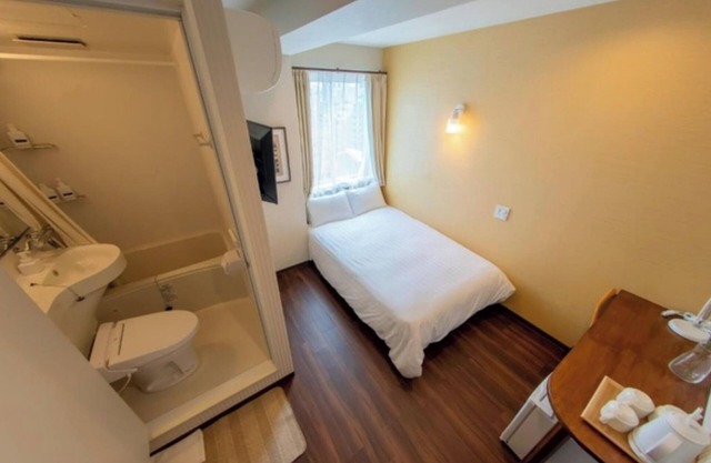 Semidouble Bed width 120cm x 1 Room only/Taito-ku Tokyo