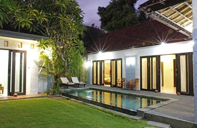 Seminyak 3 Bedroom Pool Villa, Housekeeping Staff