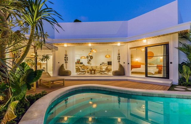 Seminyak Center 2 Bedrooms Villa Private Pool