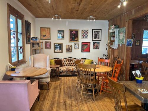 Serene Getaway Rawdon Nordic Spa, Sauna, Nature and Pool