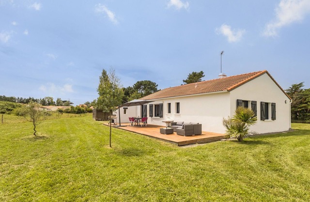 Serene Home Near Natural Beach, Terraces, Garden, and Modern Amenities