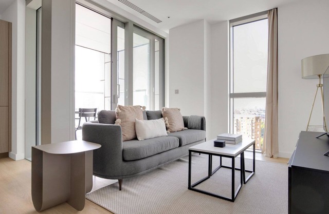 Serene Old Street 1BR w/ Pool, Gym & Concierge, nr Tube, by Blueground