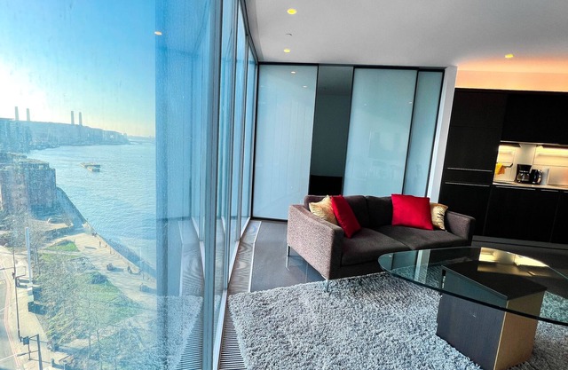 Serene & Spacious River View ~ VIP Luxury suite