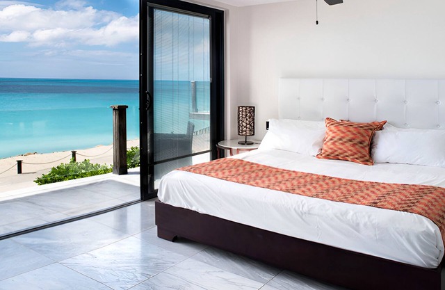 Serene Villa with Private Swimming Pool Perfect for Sunsets and Beach Walks