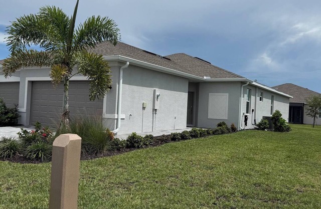 Serenity at Coco Bay. New Villa Englewood Beach