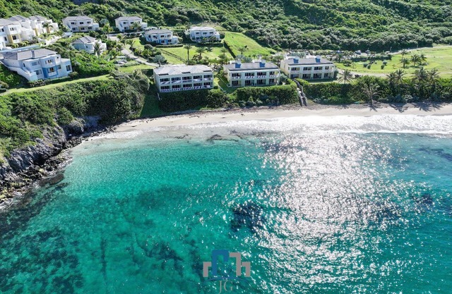 Serenity in the Tropixx: Breathtaking Ocean Views