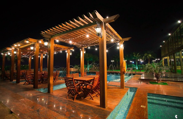 Seven Seas Hotel