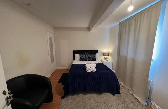 Shared House in Chakeshill Drive