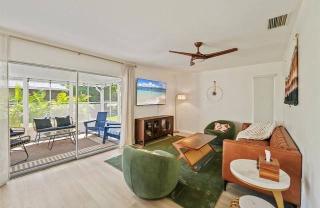SHELL-HAUS | Venice Beach House | 5-min to Gulf