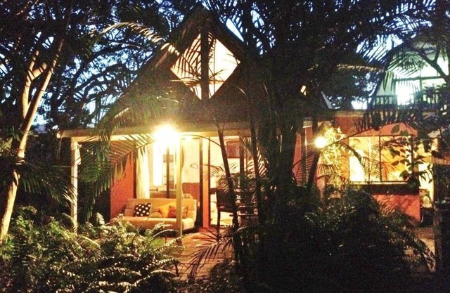 shellies on the beach Big House