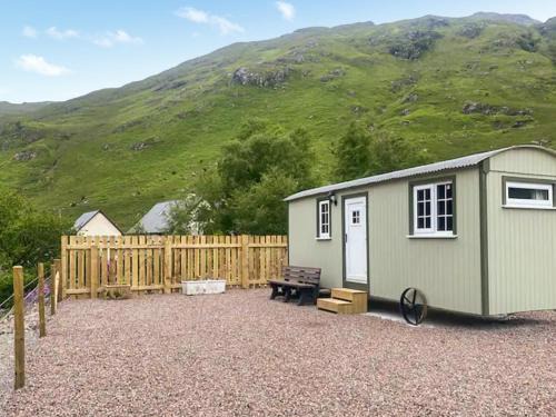 Shepherds Cabin - Uk48225