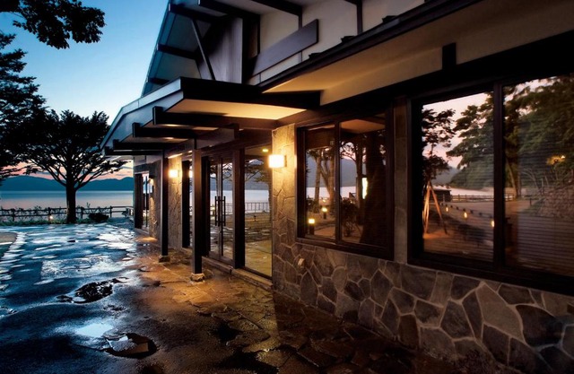 Shikotsuko Onsen Lake Side Villa SUIMEIKAKU-Adult Only