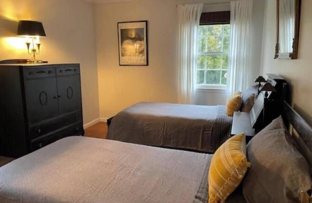 Shinnecock Hills Cottage in Southampton, NY