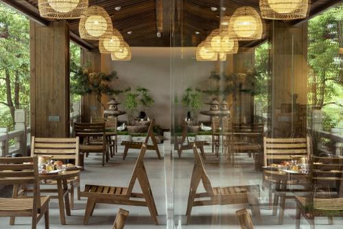 Shishe Spring Designer Homestay