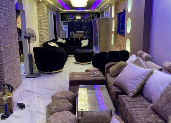 شقه فندقيه