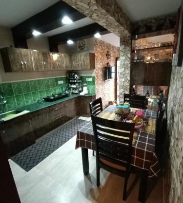 Shri Rudra Home Stay - 2-BHK fully furnished home stay